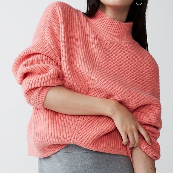 Express Sweaters - ☃️TODAY ONLY! Express Coral Turtle Neck Sweater